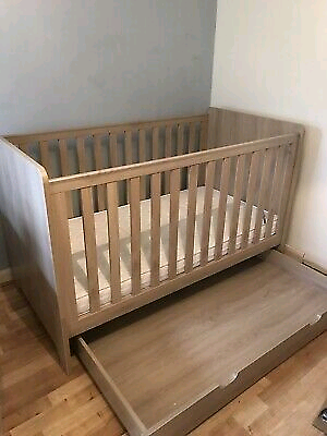 mamas and papas rocco cot